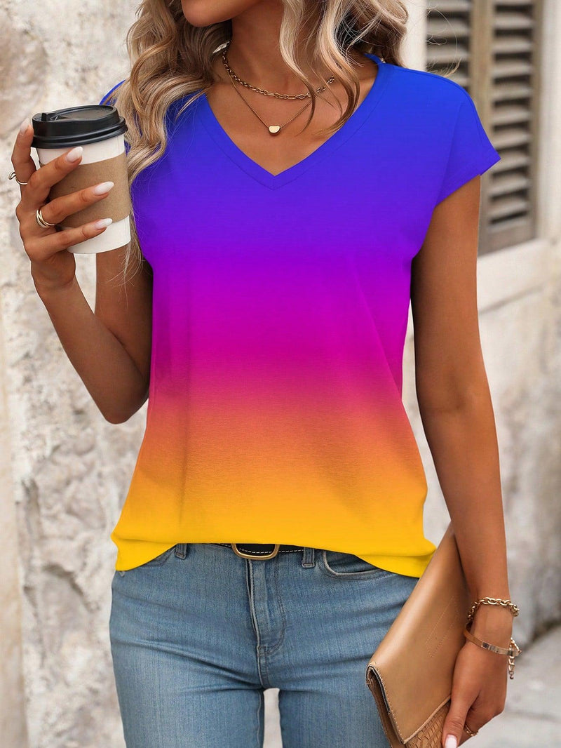 Trendy Tron Women’s Gradient V-Neck Short Sleeve T-Shirt – Lightweight and Stylish Summer Top for Casual Outings and Everyday Wear