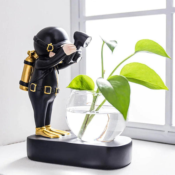 Nordic Astronaut Resin Decorative Flowerpot - TRENDY TRON