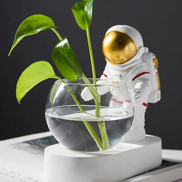 Nordic Astronaut Resin Decorative Flowerpot - TRENDY TRON